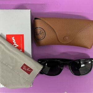 Ray-Ban Black Polarized Sunglasses with Tan Case